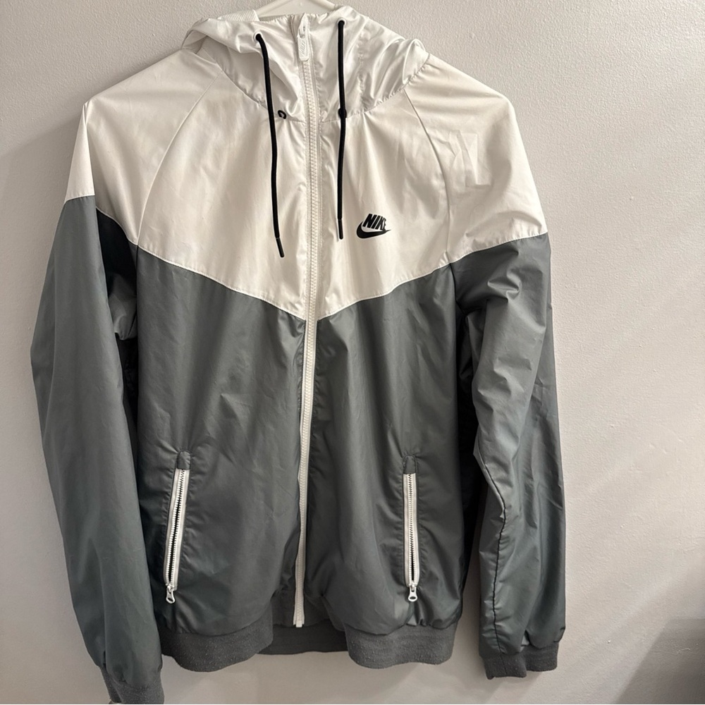 Nike Men's Two-Tone Windbreaker Jacket